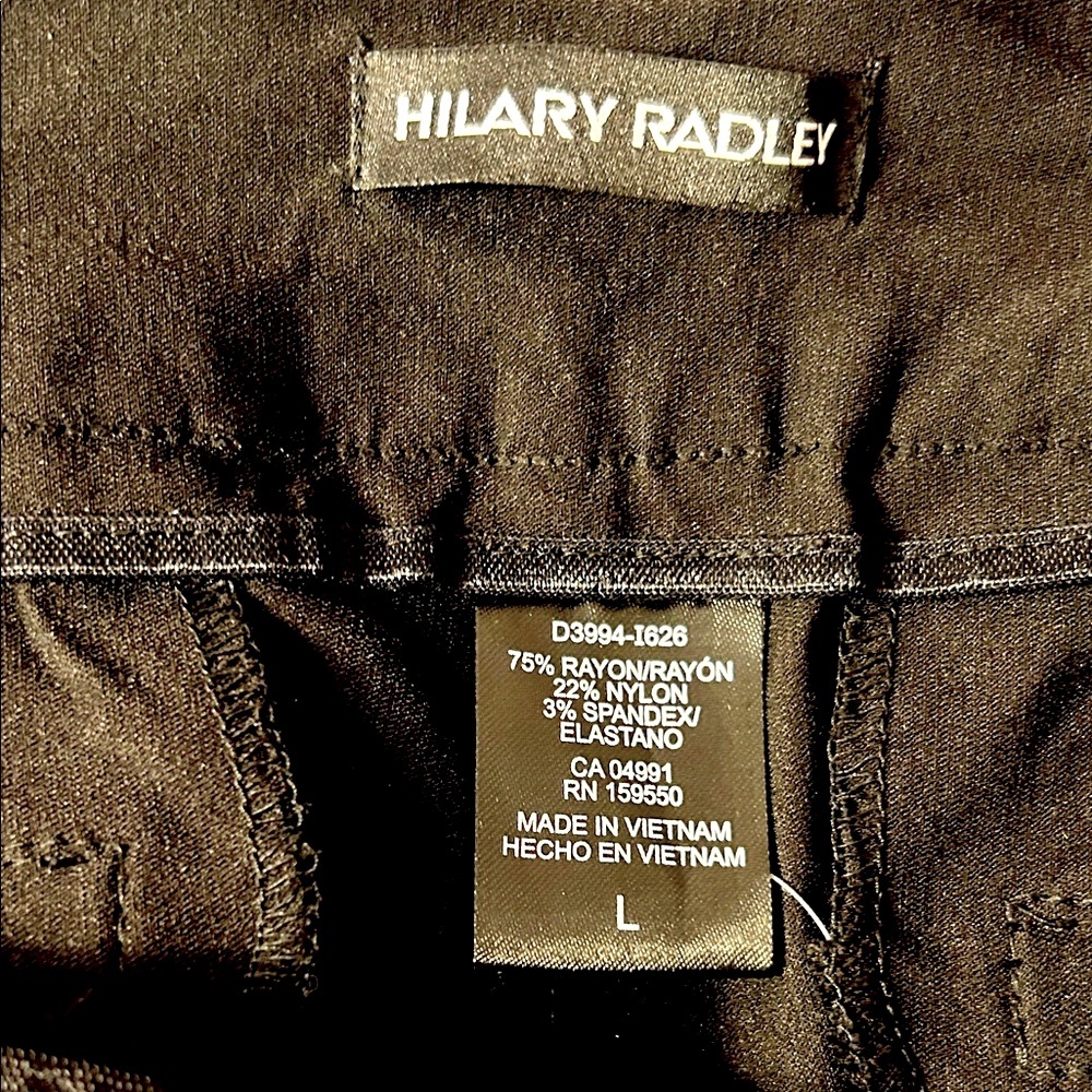Hilary Radley Black shorts - Picture 2 of 6